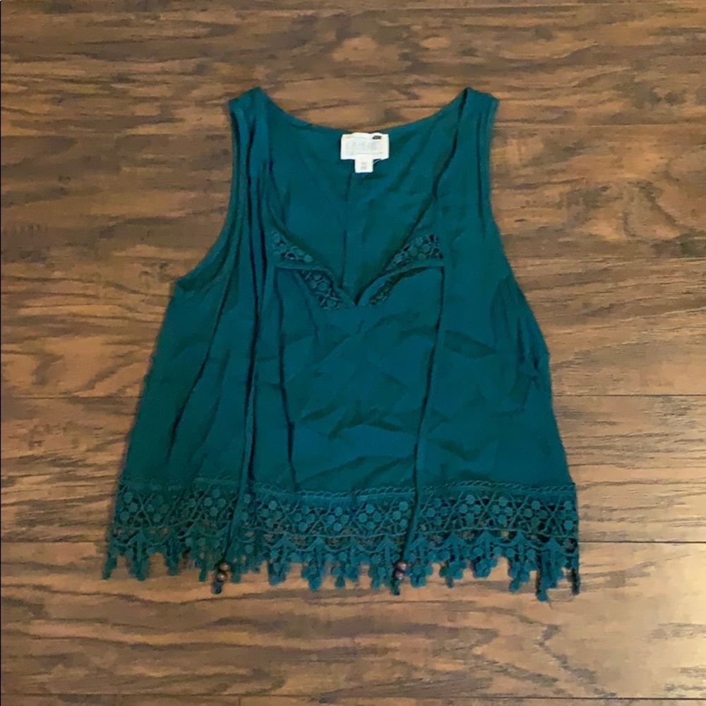 cropped tank top
